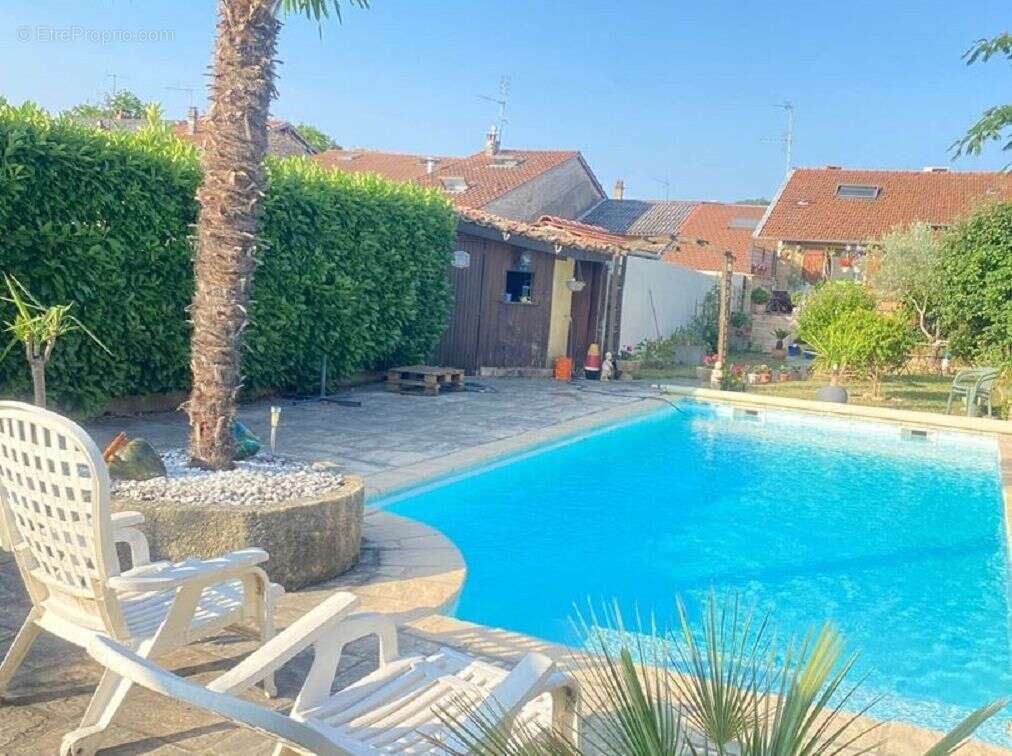Maison à LA VERPILLIERE