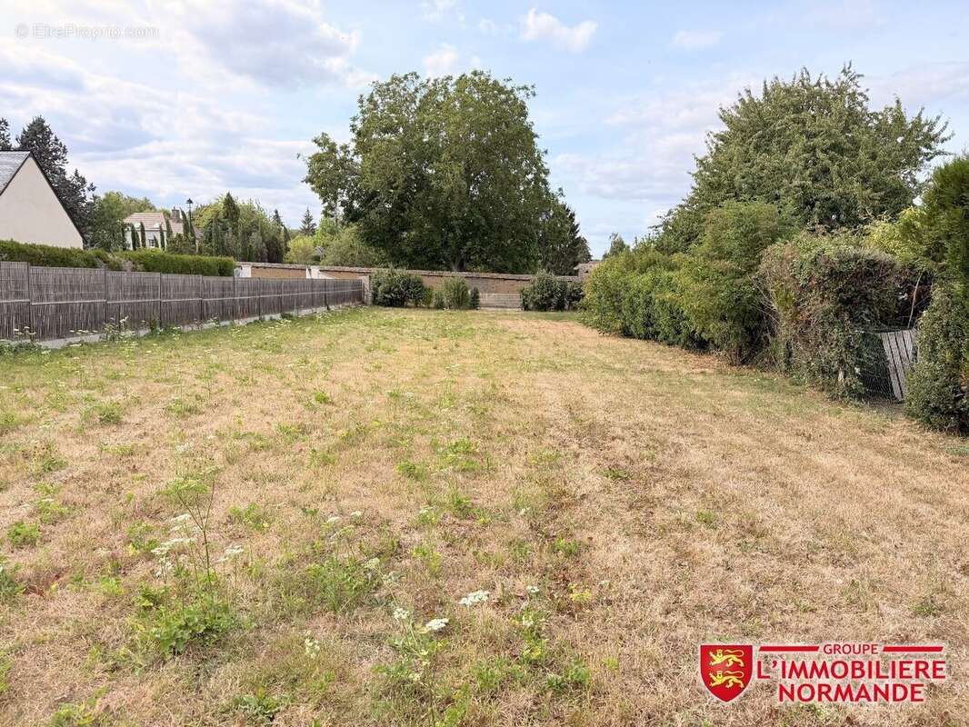 Terrain a batir de 1610 m² - photo 4
