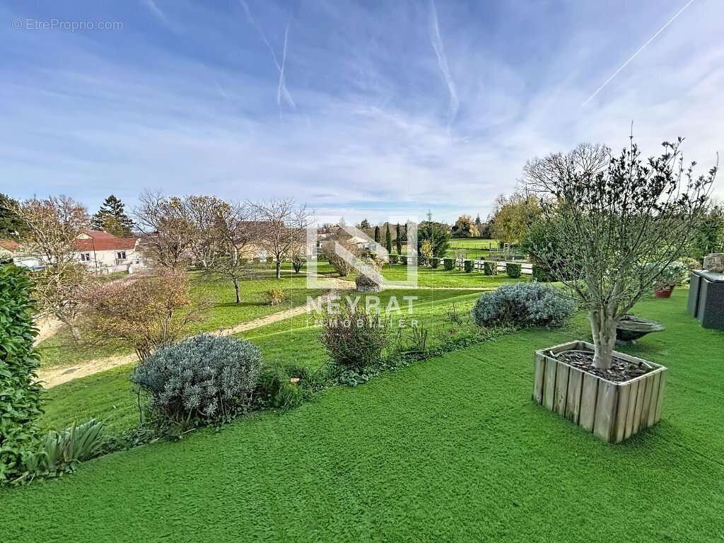 Maison à SENNECEY-LE-GRAND