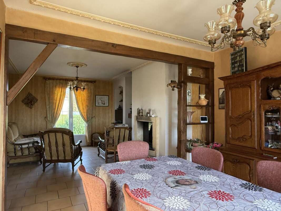 Maison à LA JUBAUDIERE