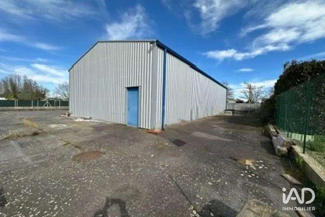 Photo 4 - Commerce à VIC-EN-BIGORRE