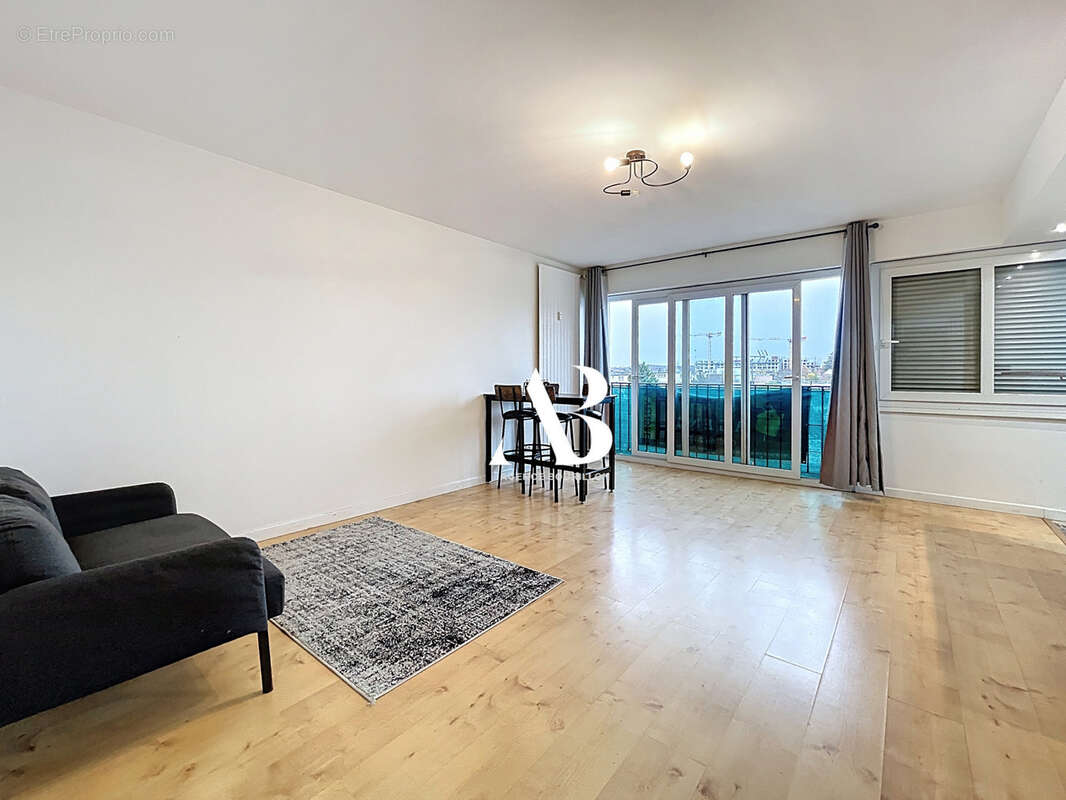 Appartement à MELUN