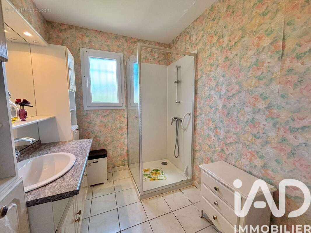 Maison 109 m² à Brignoles  - photo 4