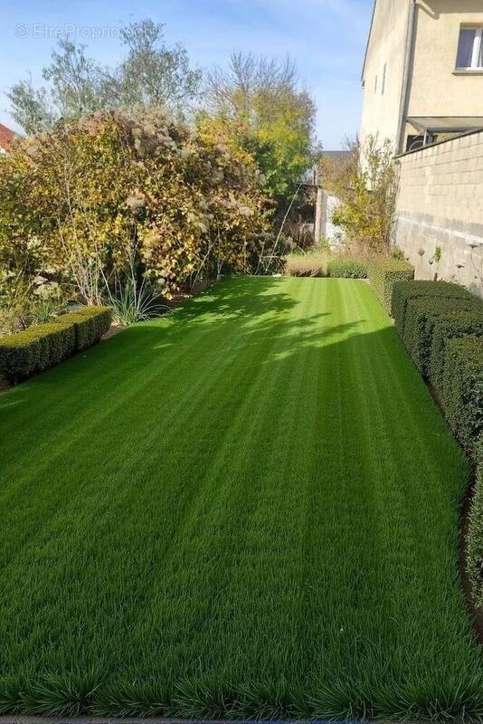 Terrain à BRETIGNY-SUR-ORGE