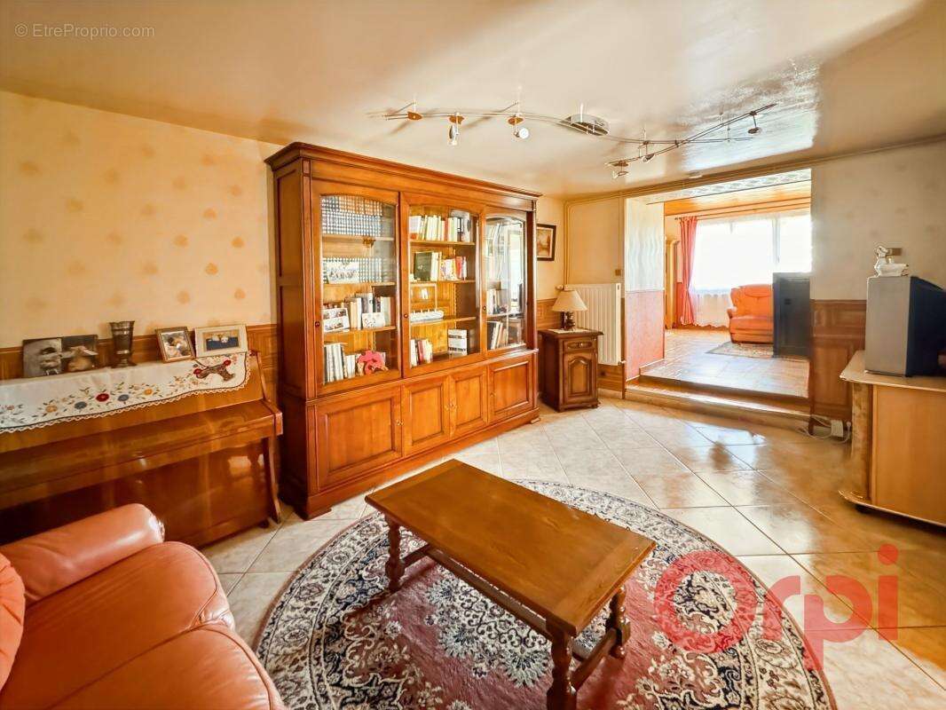 Maison à CHALIVOY-MILON