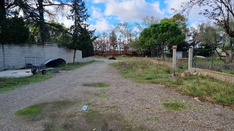 Autre à THEZAN-LES-BEZIERS