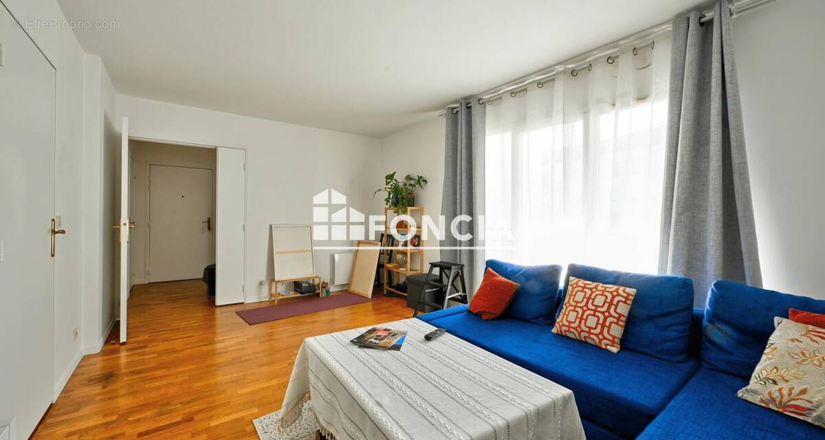 Appartement à SAINT-CYR-L'ECOLE