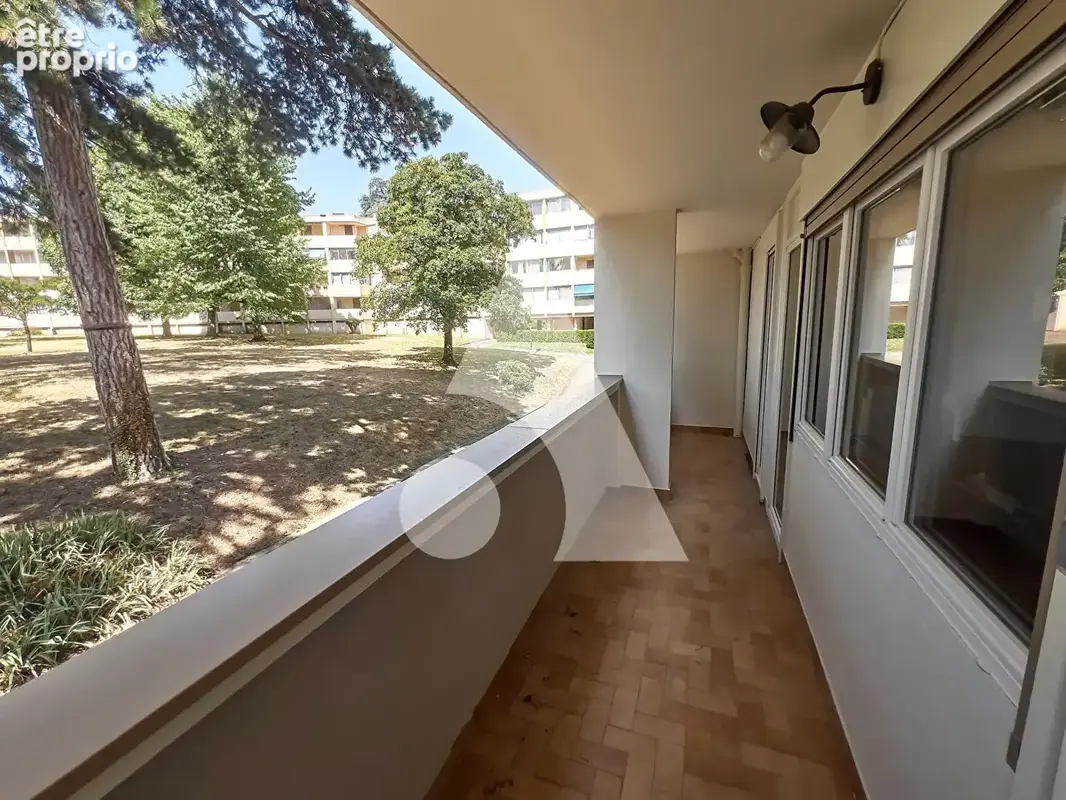 Appartement Ecully 4 pièce(s) 68.77 m2 - photo 11