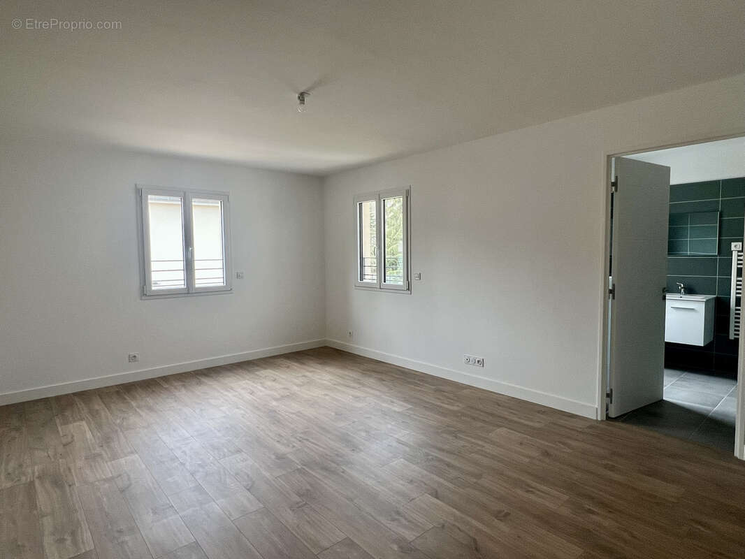 Maison à MONTFORT-L&#039;AMAURY