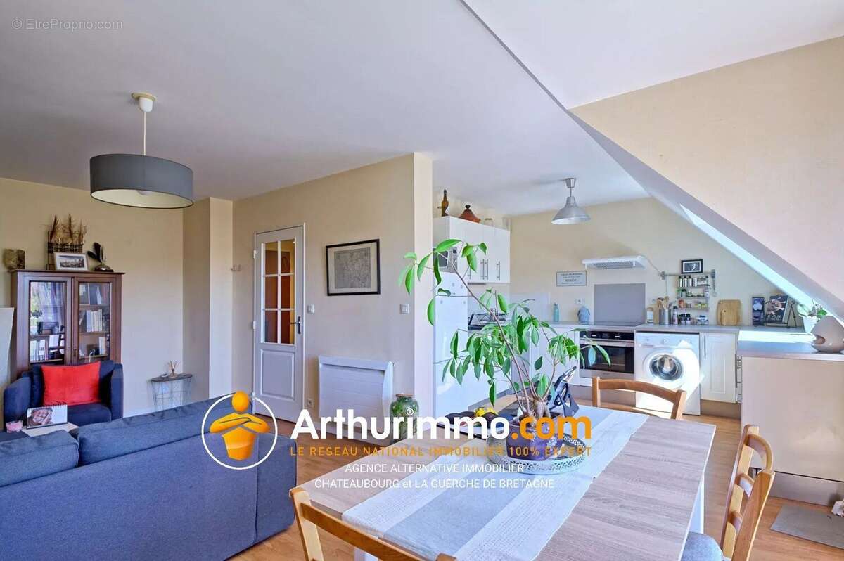Appartement à SAINT-DOMINEUC