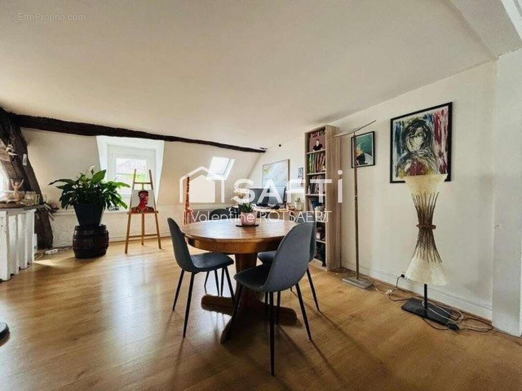 Photo 8 - Appartement à COMPIEGNE