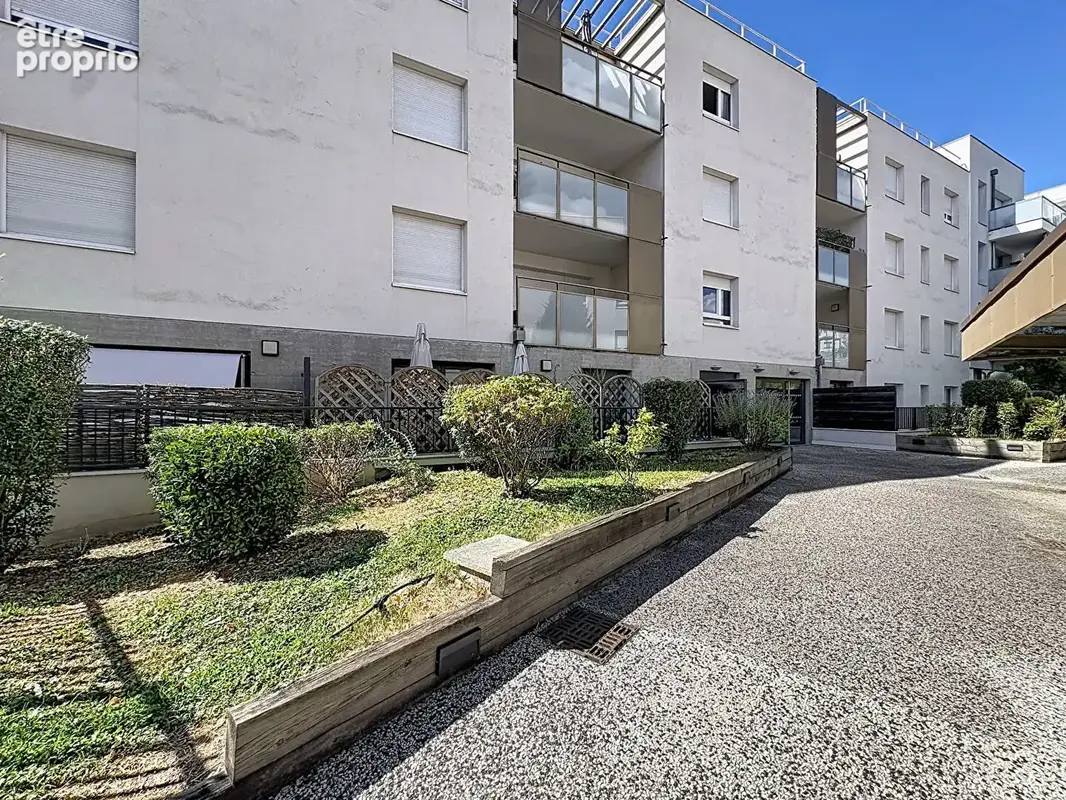 A VENDRE Appartement  2 pièces Caluire Et Cuire 2 pièce(s) 44.86 m2 dernier étage - photo 8