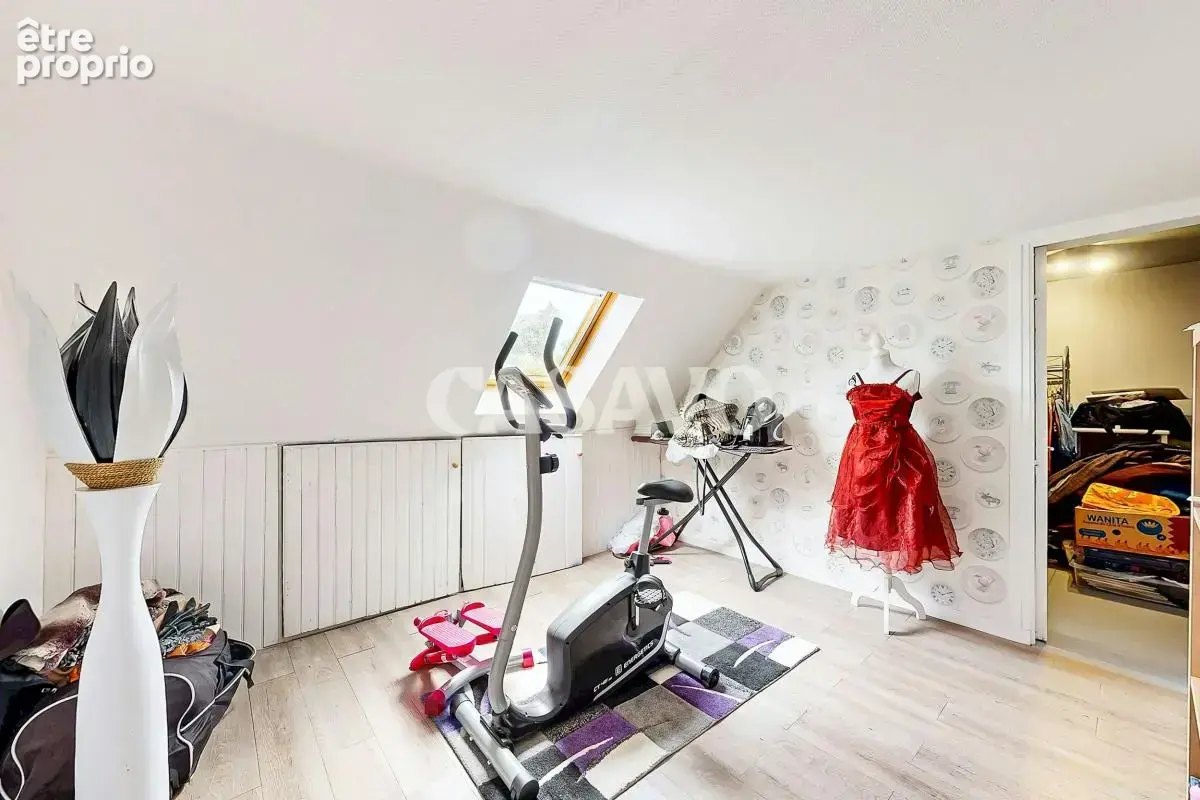 Vente Maison 7 pièces de 110m² - 77100 Nanteuil-lès-Meaux - photo 12