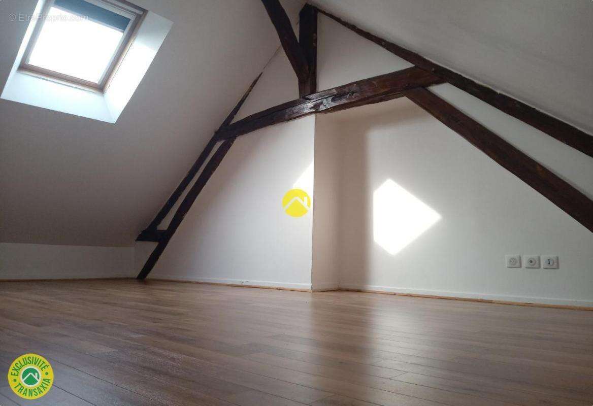 Appartement à SAINT-VALERIEN