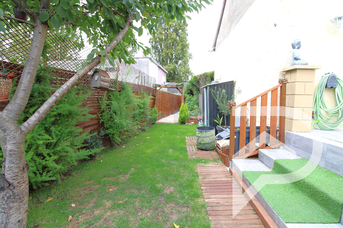 Maison à PONT-SAINTE-MAXENCE