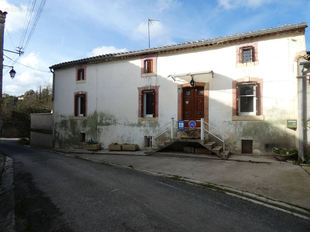 Axe Carcassonne/Limoux maison de 190 m2 habitables avec terrasse et terrain - photo 2