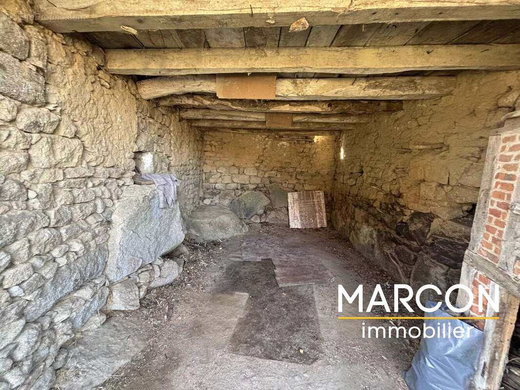 Maison à CHAMPAGNAT