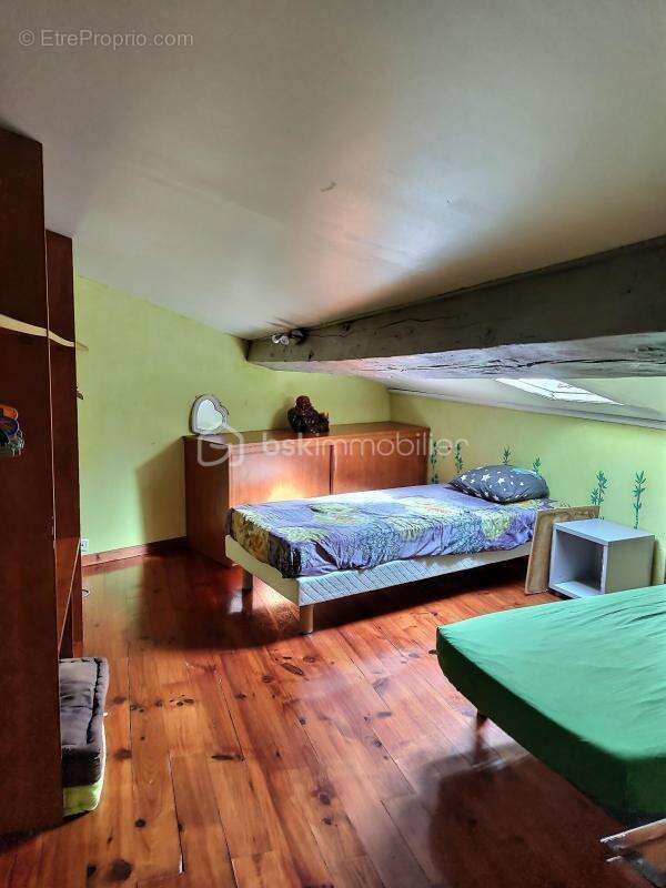 Maison à SAINT-ESTEVE