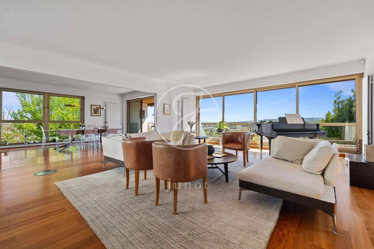 Maison à MARLY-LE-ROI