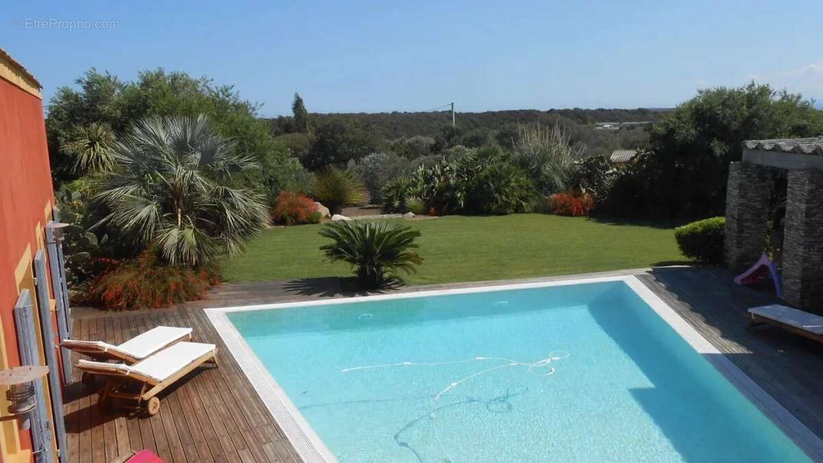 Maison à BONIFACIO