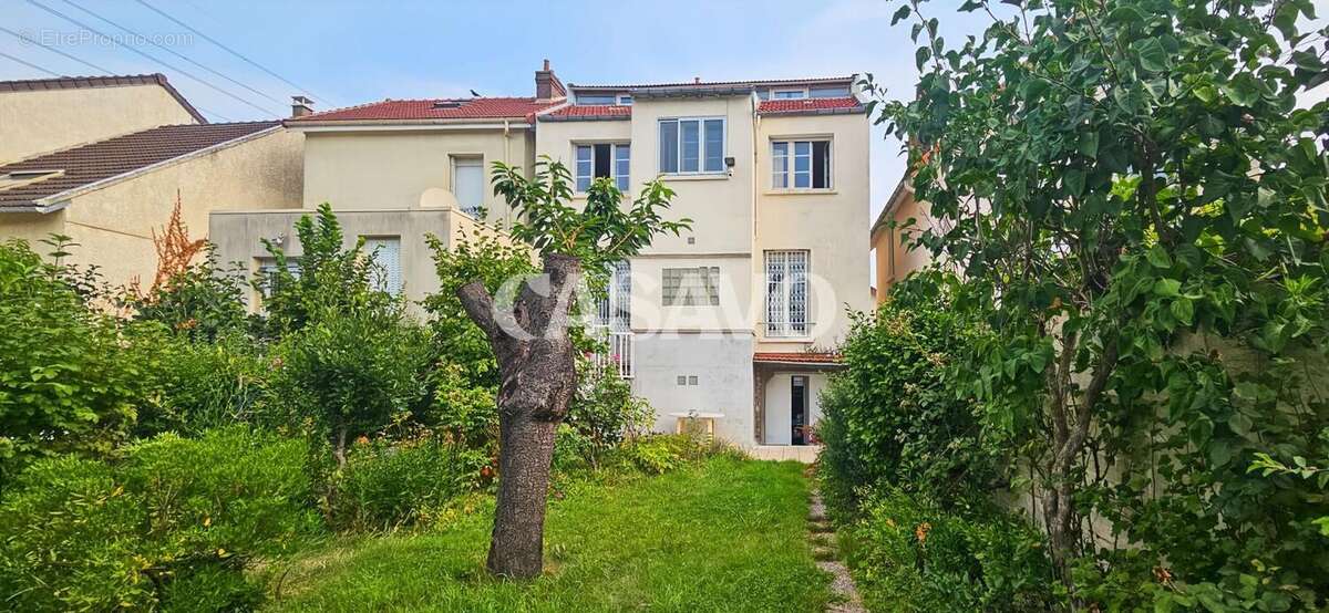 Maison à VILLETANEUSE