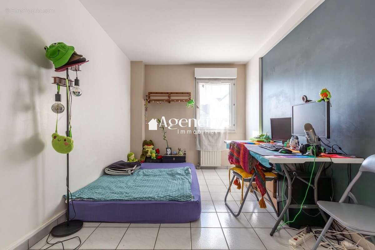 Appartement à TORCY