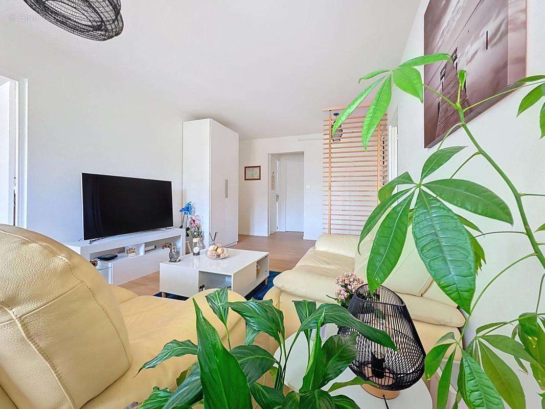 Appartement à SAINT-PRIEST