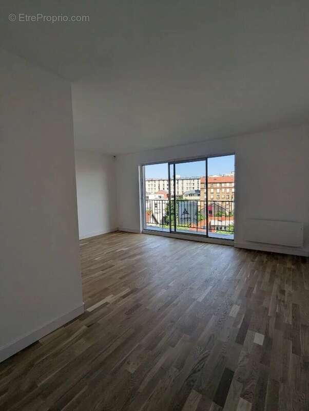 Appartement à MONTREUIL