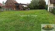 Terrain à AUNEUIL