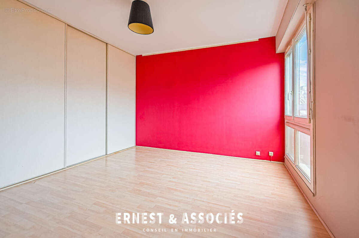 Appartement à PARIS-20E