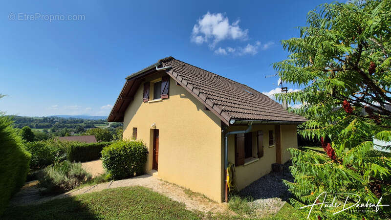 Maison à HAUTEVILLE-SUR-FIER