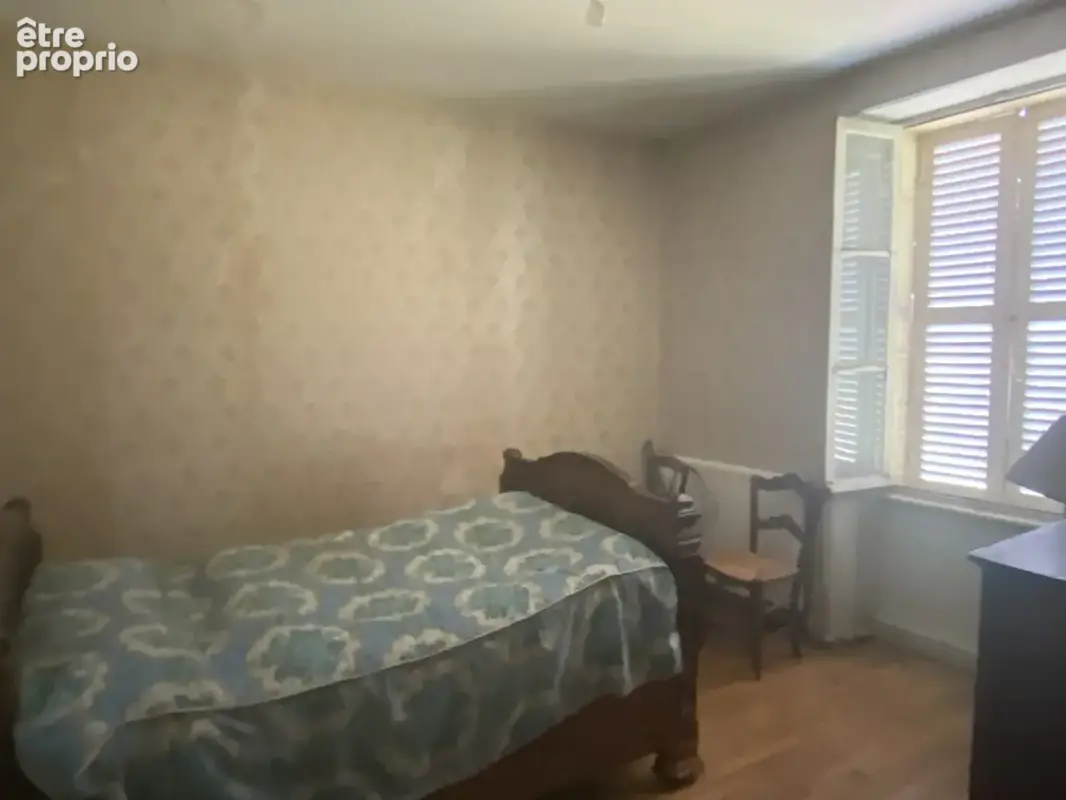 Propriete a renover avec terrain - photo 22