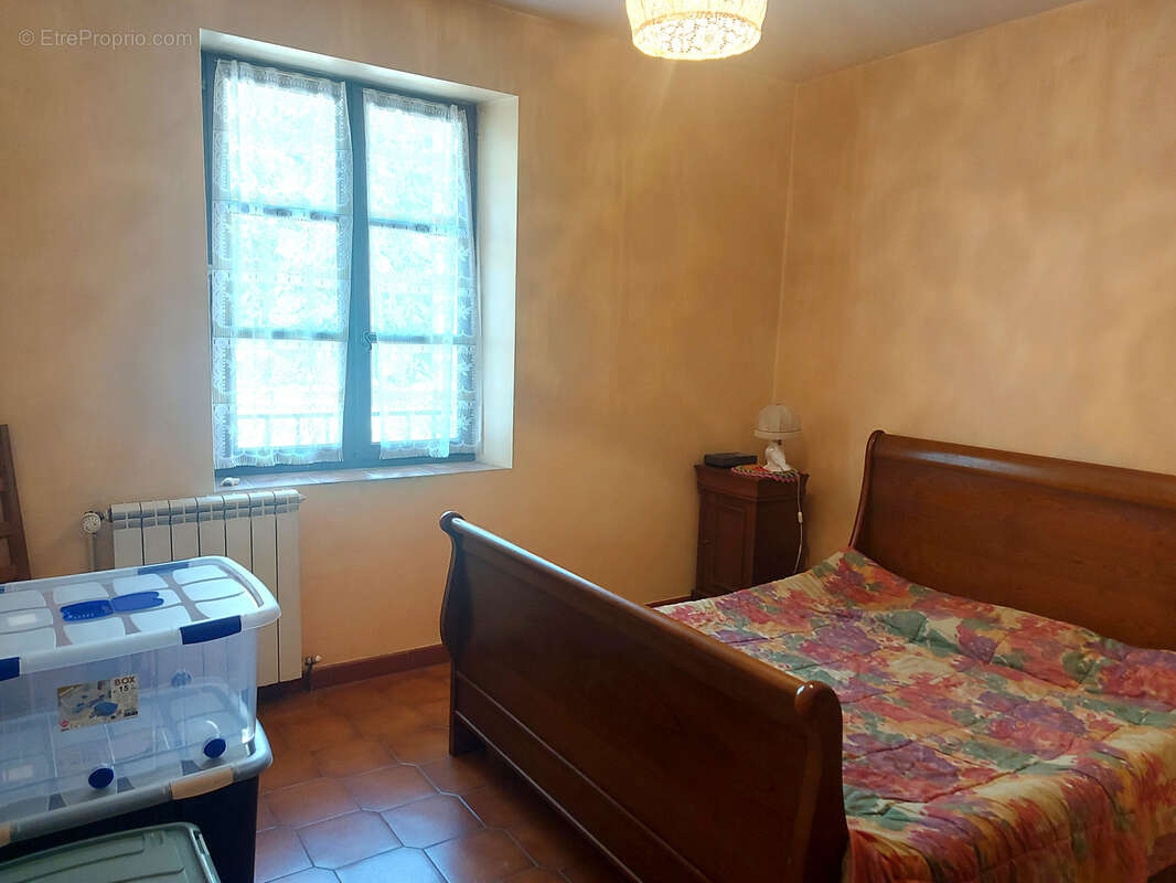 Appartement à MALAUCENE