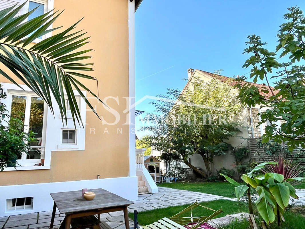 Maison à SAINT-LEU-LA-FORET