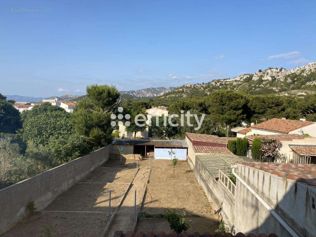 Maison à MARSEILLE-9E