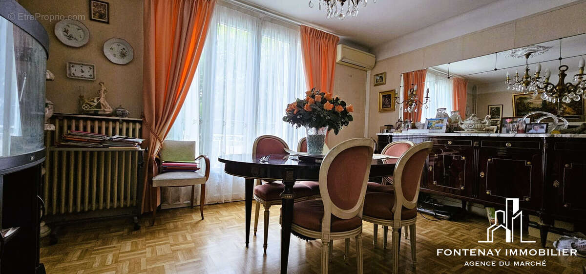 Maison à SAINT-MAUR-DES-FOSSES