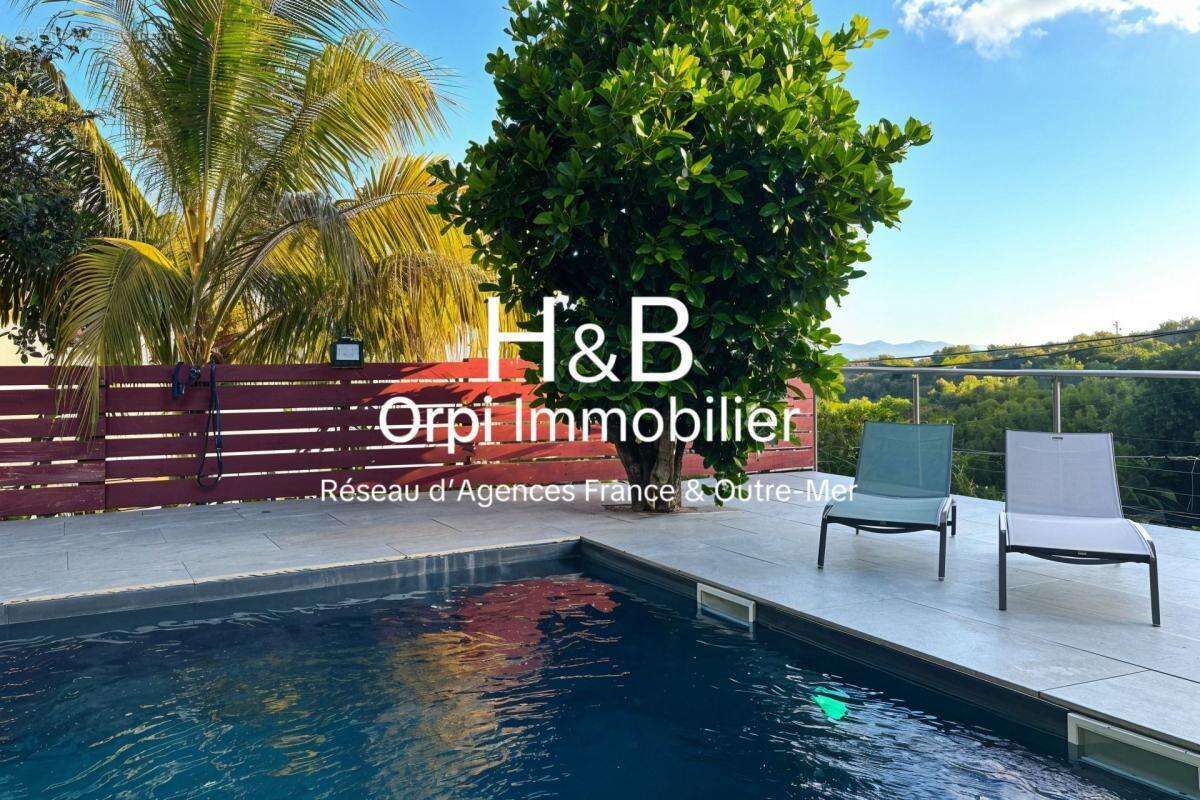 Maison à FORT-DE-FRANCE