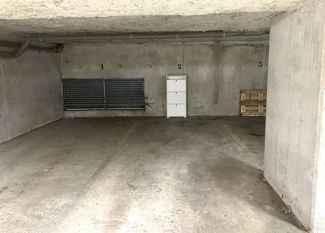 Appartement à BUSSY-SAINT-GEORGES