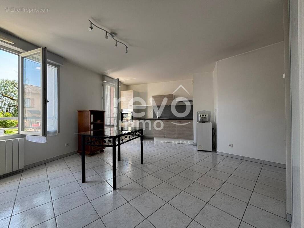 Appartement à SAINT-ANDRE-DE-CORCY