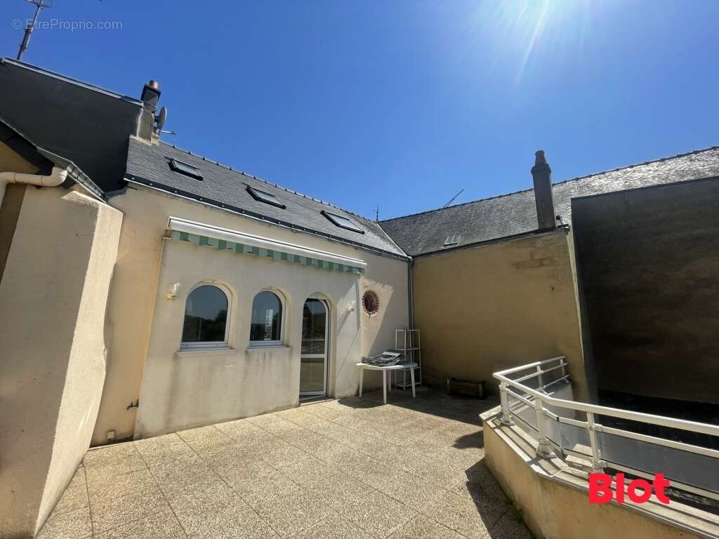 Appartement à CARENTOIR