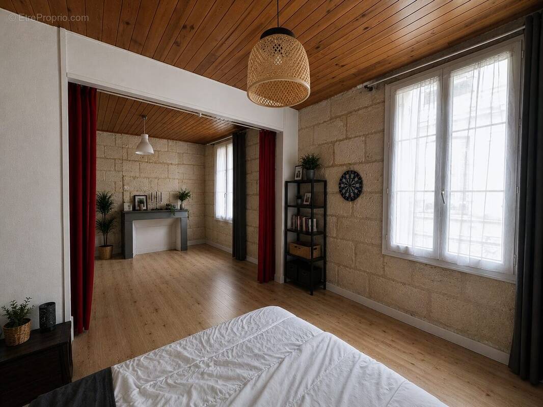Appartement à BORDEAUX