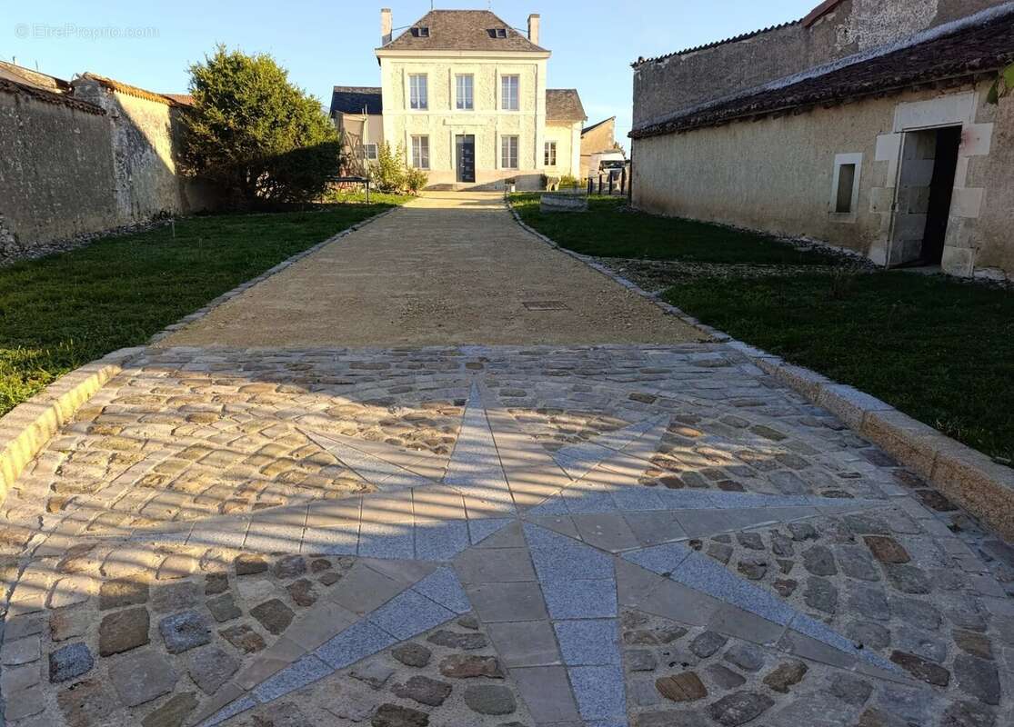 Maison à LE ROCHEREAU