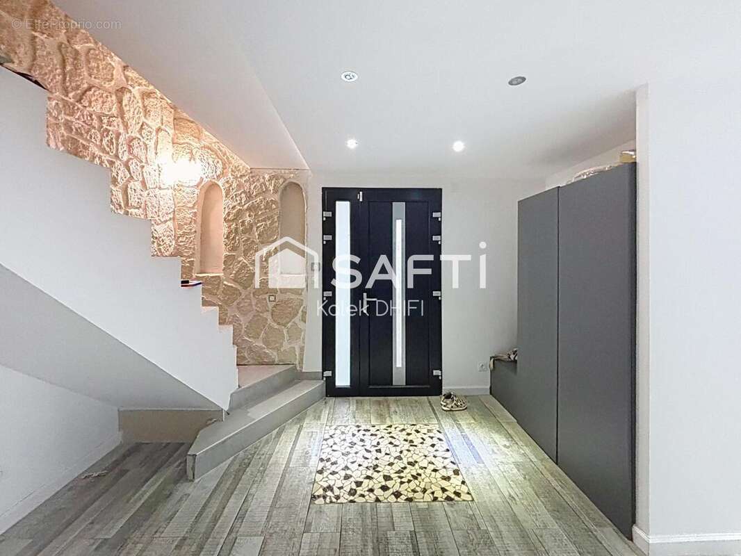 Photo 3 - Maison à AUBERIVES-SUR-VAREZE