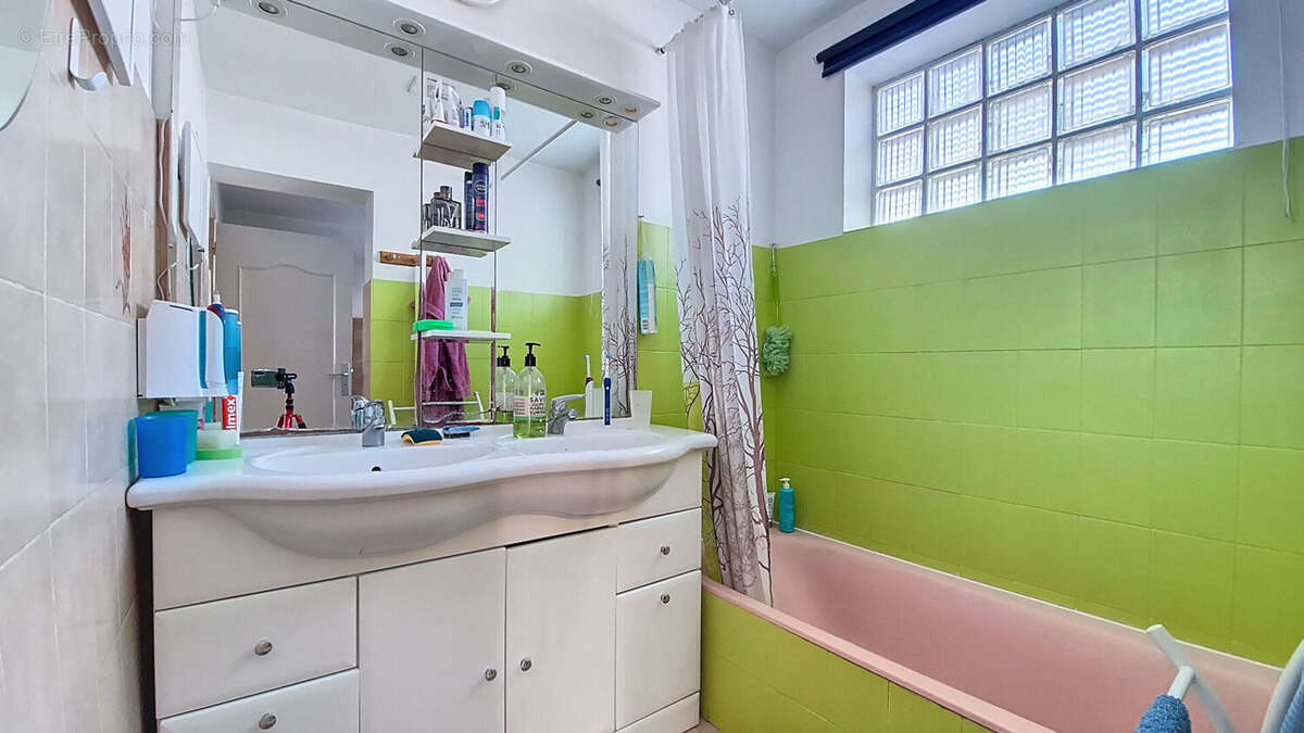 Maison à VILLENAVE-D&#039;ORNON