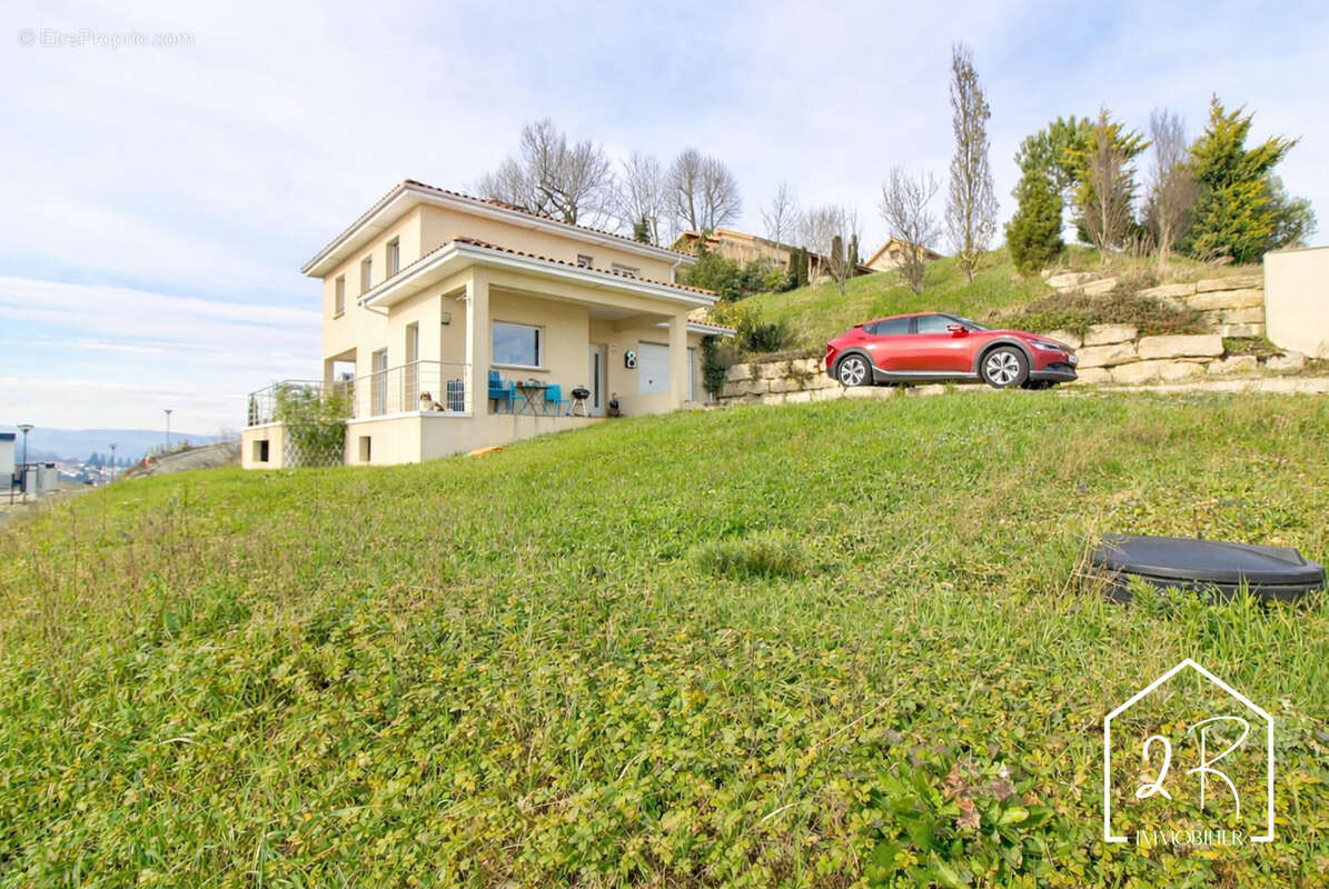 Maison à SERPAIZE