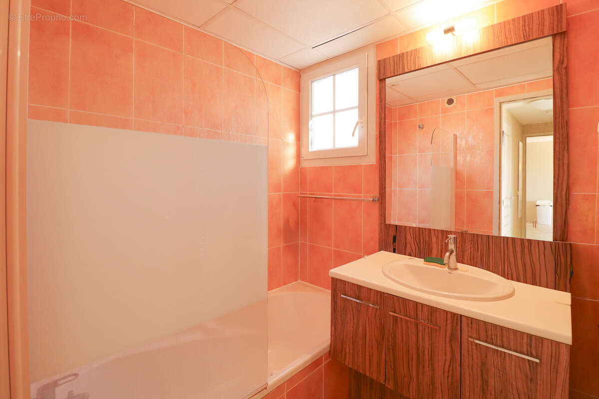 Appartement à CALLIAN