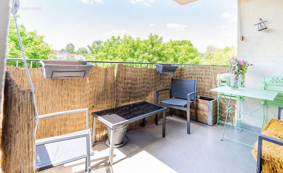 Appartement à BURES-SUR-YVETTE