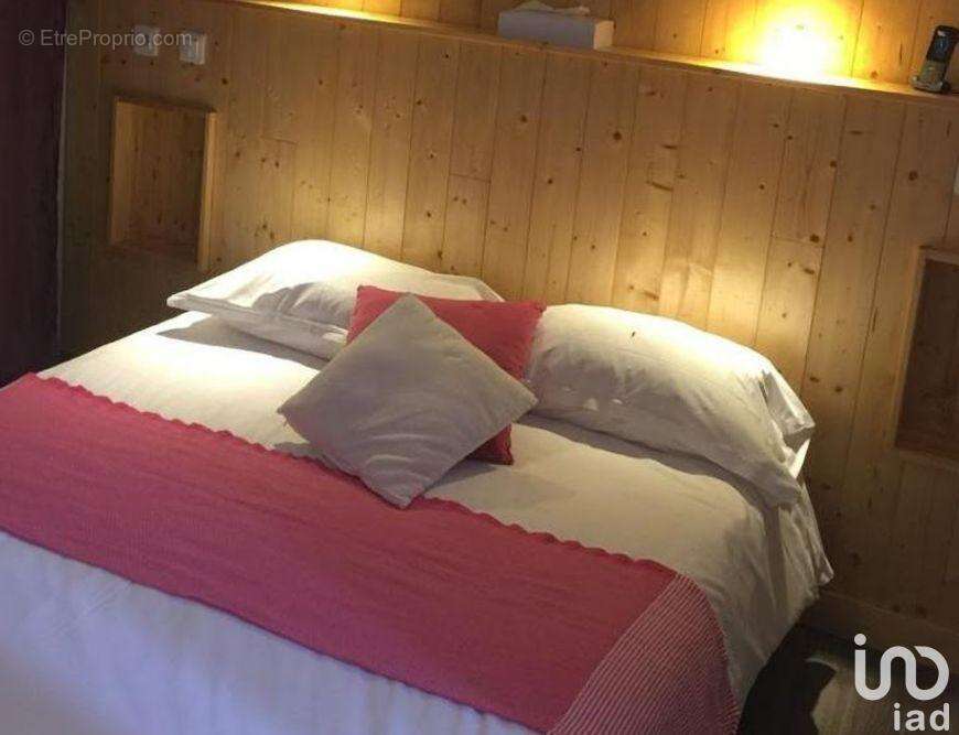 Photo 8 - Commerce à CREYSSE