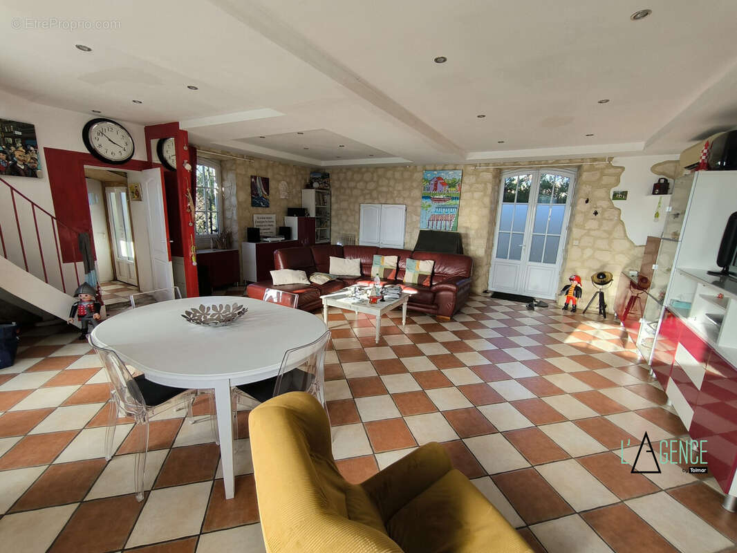 Maison à VERTHEUIL