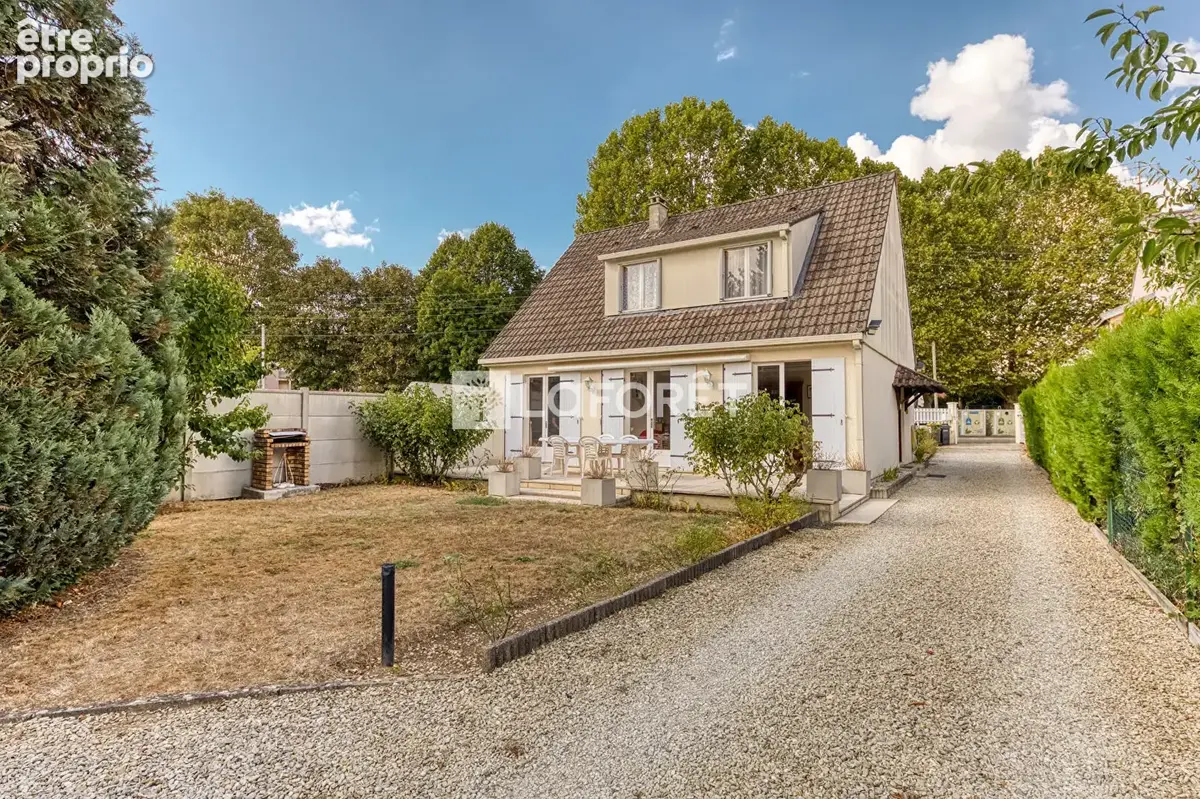 Maison à PONTAULT-COMBAULT